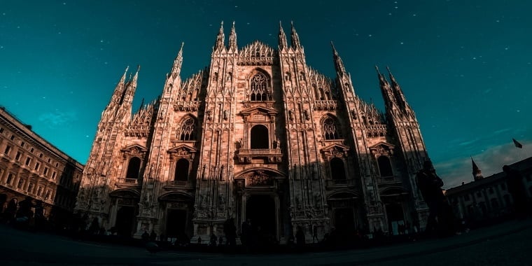 A view of Milan: discover Hong Kong Employers & Employment Mobility Chapter 1: Italy